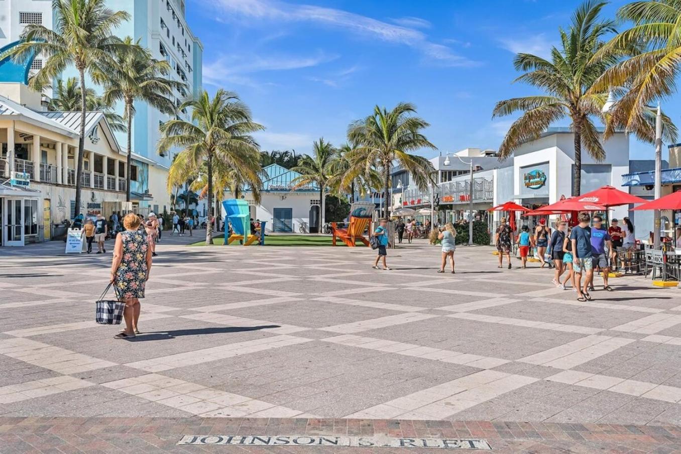 Modern 2Br Oasis Mins To Beach & Casino Db2 Dania Beach Buitenkant foto