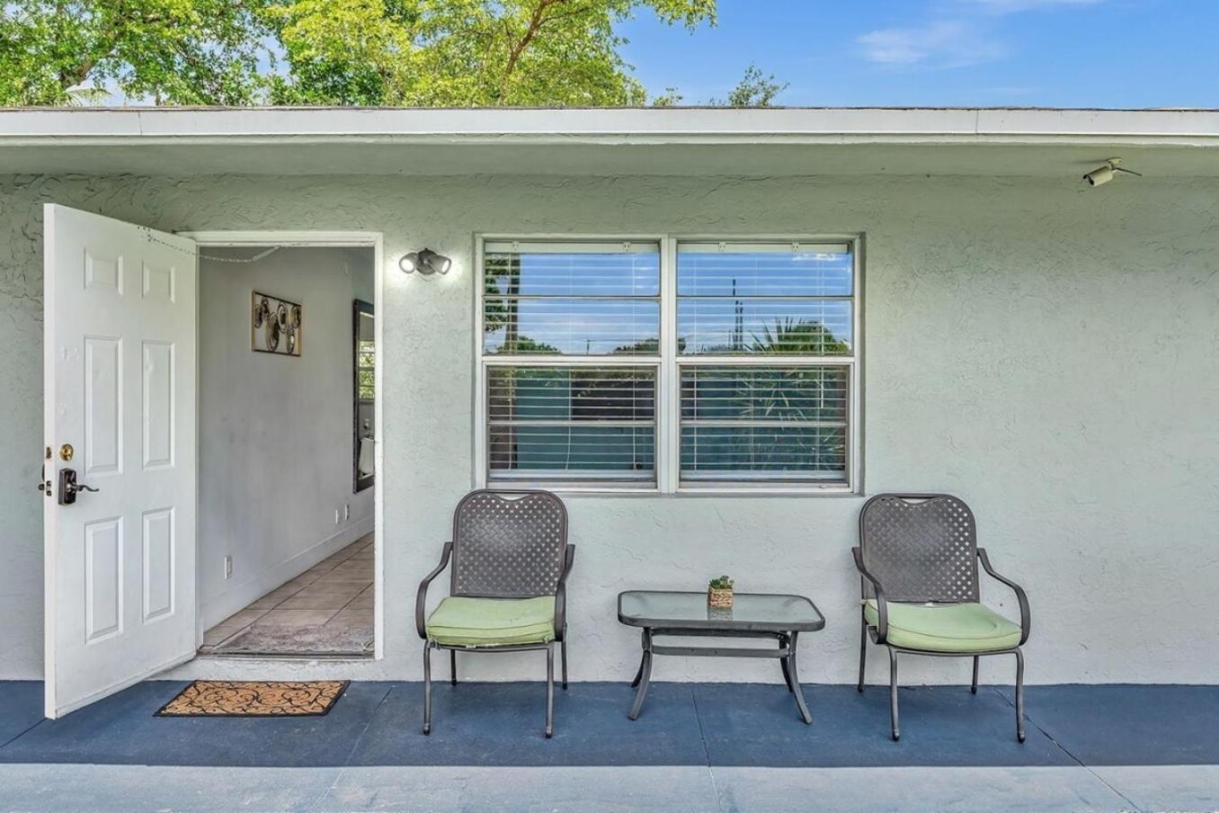 Modern 2Br Oasis Mins To Beach & Casino Db2 Dania Beach Buitenkant foto