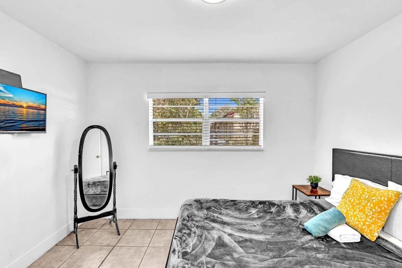 Modern 2Br Oasis Mins To Beach & Casino Db2 Dania Beach Buitenkant foto