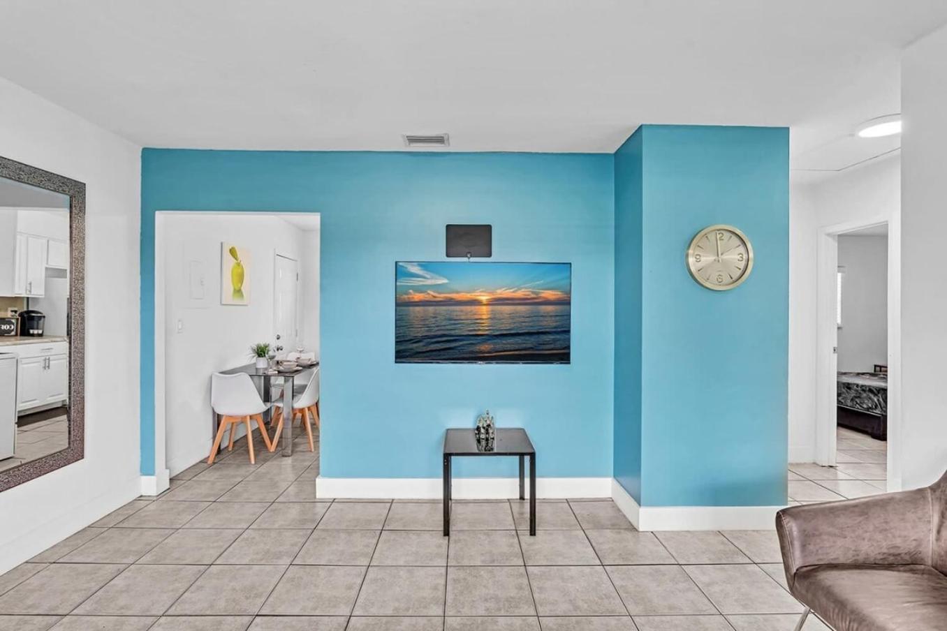 Modern 2Br Oasis Mins To Beach & Casino Db2 Dania Beach Buitenkant foto